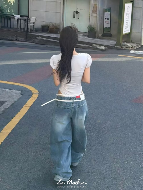 連體衣設計澎袖圓領上衣
